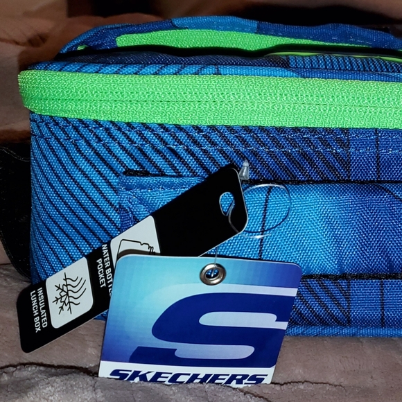 🔴 Skechers lunch bag 🔴 - Picture 4 of 5